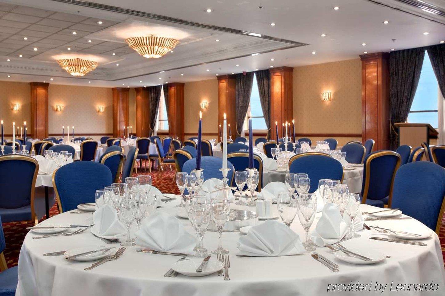 그랜드 호텔 블랙풀 레스토랑 사진 The restaurant of the hotel